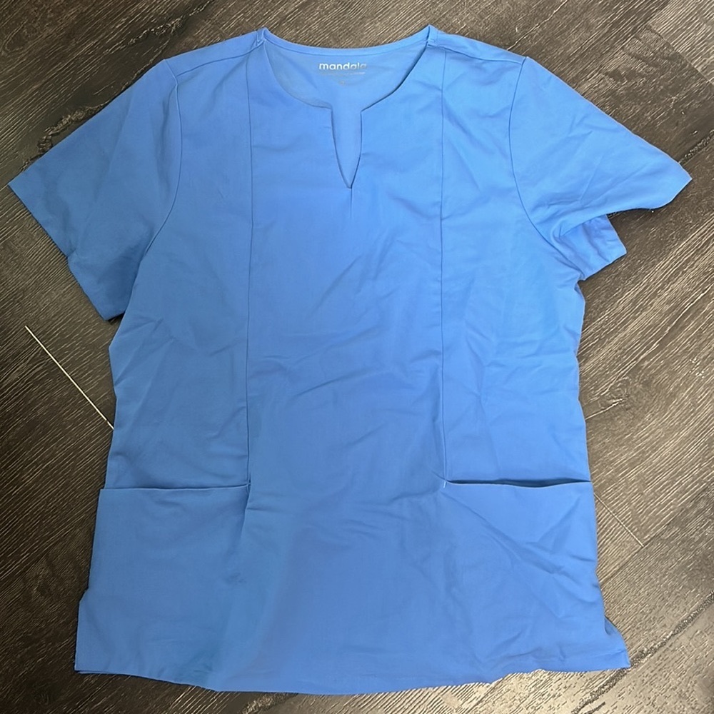Ceil Blue Mandala Scrub Top